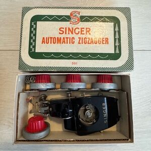 Vintage Singer Automatic Zigzagger Style-O-Matic Part No. 161103 301 Sewing